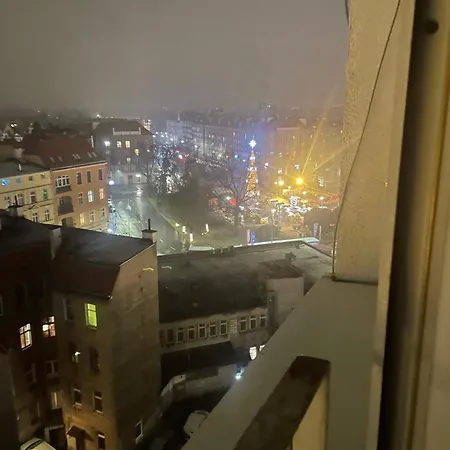 Z Pieknym Widokiem Na Zachodni Apartment